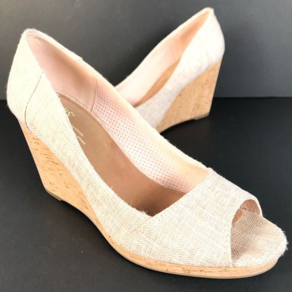 TOMS wedge shoes